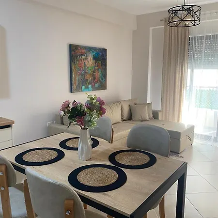 Apartment Charm 500mbs *