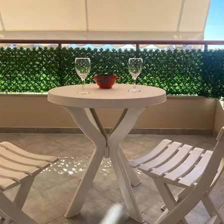 Charm 500mbs Apartment Vlorë