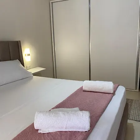 Apartment Charm 500mbs