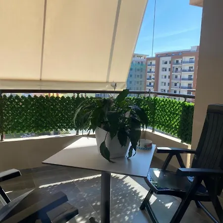 Apartment Charm 500mbs Vlorë