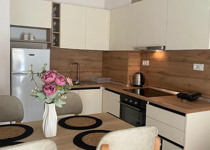 Charm 500mbs * Vlorë